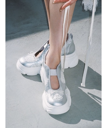 【Chacott】コラボスニーカー