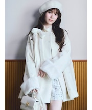 【WEB限定】ファー付きリボンブローチコート