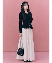 ペプラムニット×チュールスカートコンビ