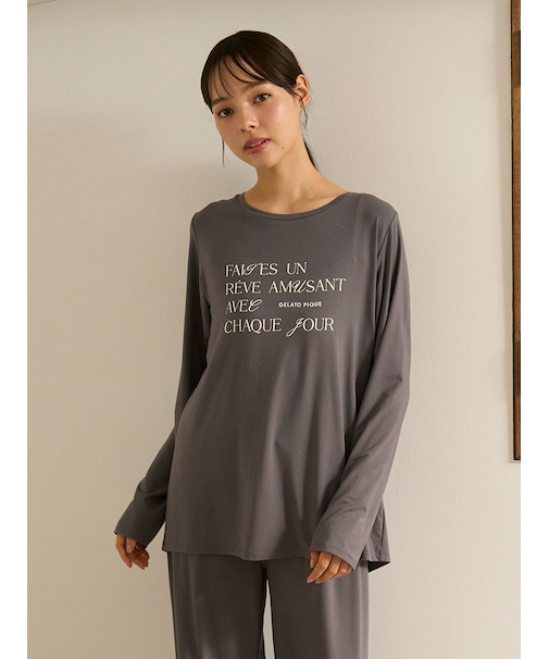フェミニンレーヨンロゴロンT