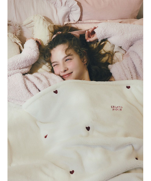 【Sleep】ハートロゴちび刺繍 毛布
