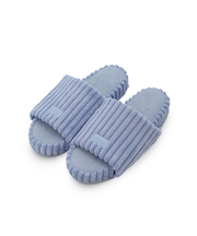 ワイドリブルームシューズ