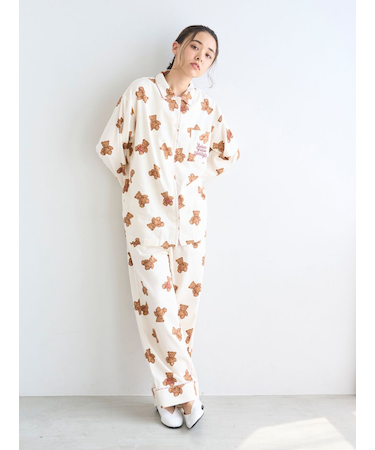 【HOLIDAY】ベア柄ネルロングパンツ