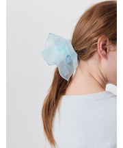 ラメフリルシュシュ