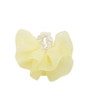 ラメフリルシュシュ