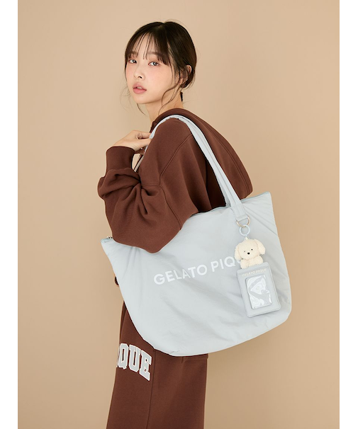 ロゴトートバッグ