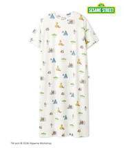 【SESAME STREET】総柄ワンピース