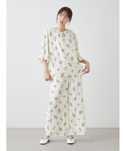 フルーツ小花柄ロングパンツ