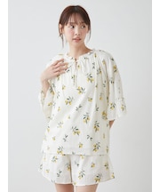 フルーツ小花柄ショートパンツ