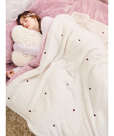 【Sleep】ハートモノグラム柄刺繍毛布