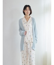 フェザーガウン