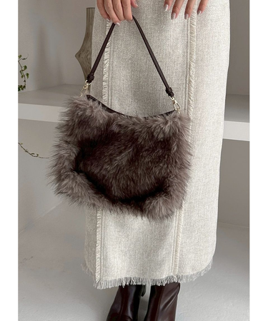 エッジトリムファーバッグ