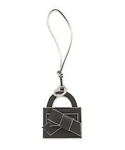 【ルエル】リボンミラーチャーム