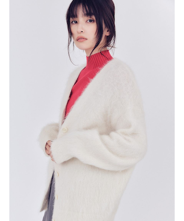 スーリーアルパカＶネックカーディガン