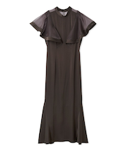 ウィングスリーブドレス