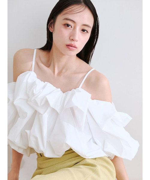 ボリュームパフブラウス｜フレイアイディーの通販｜&mall（アンド