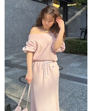 【FRAY I.D｜Champion】パフスリーブオフショルスウェット