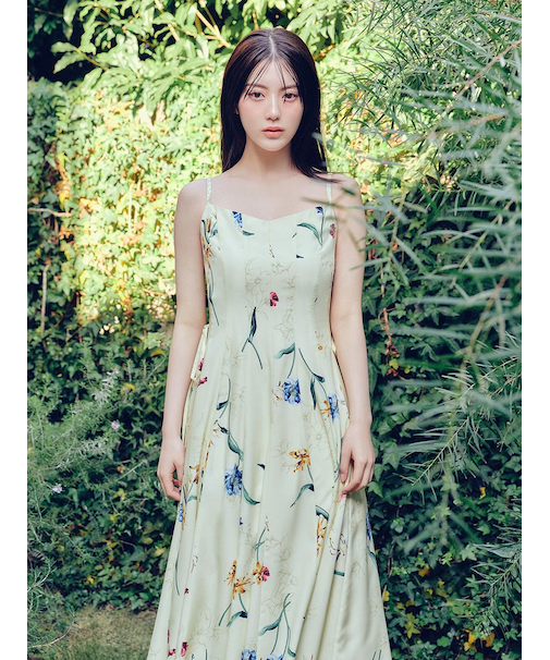 【00サイズあり】ボタニカルアシメパターンキャミワンピース