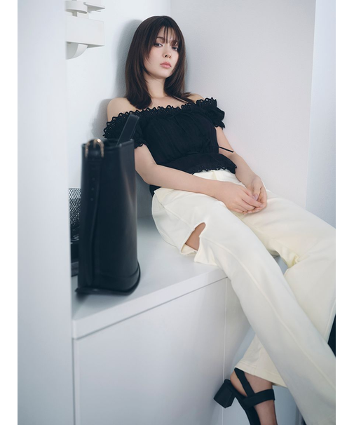 カットアウトスウェットパンツ