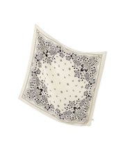 サテンシルクバリエーションスカーフ