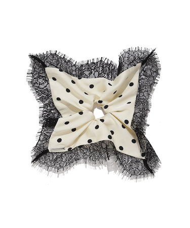 レーストリムバリエーションシュシュ