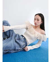 フリルコンビオフショルダーリブニット