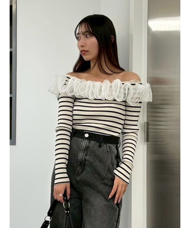 フリルコンビオフショルダーリブニット