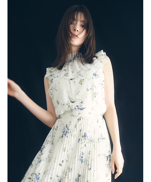 フラワープリントギャザーフリルブラウス