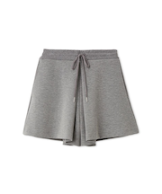 センタータックボックスショートパンツ