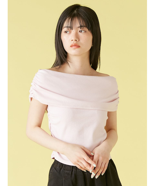 オフショルカットソー