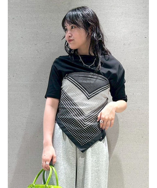 ドレープオフショルカットソー