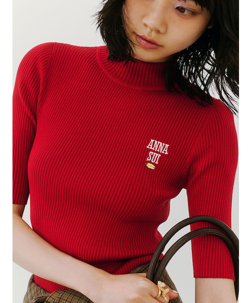 【LILY BROWN ×ANNA SUI】ロゴ刺繍ハイネックリブニット