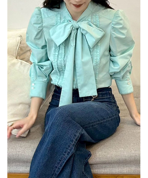 ボウタイフリルレースブラウス(Hearts2Hearts着用)