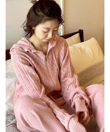 透かし編ニットパーカー