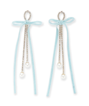 ベルベットリボンピアス