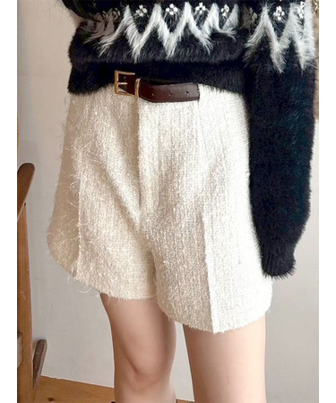 ベルト付きショートパンツ