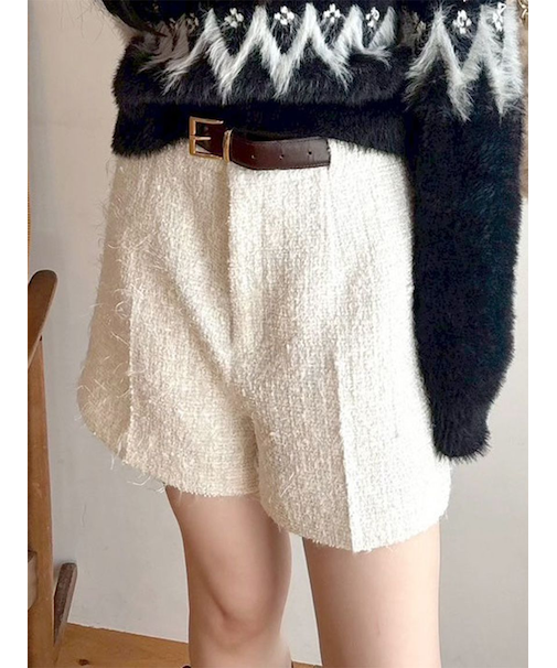 ベルト付きショートパンツ