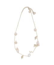 Lilywingビジューフラワーネックレス