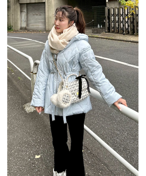 【LILY BROWN×MARY QUANT】デイジーチャーム付きキルトダウンミドルコート(Hearts2Hearts着用)