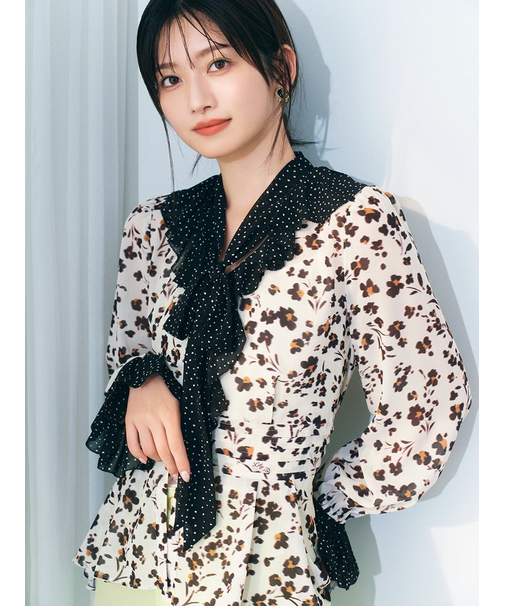バイカラーフラワープリントボウタイブラウス
