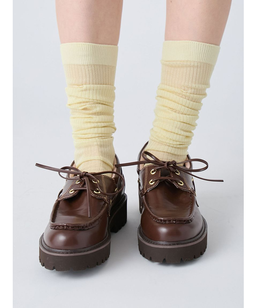 トラックソールデッキシューズ