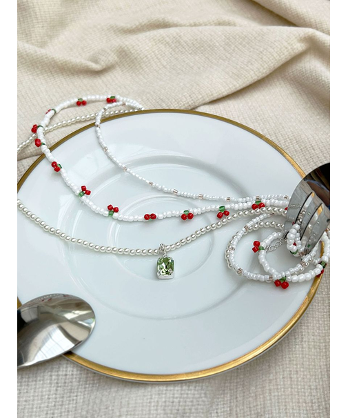 フルーツビーズネックレス