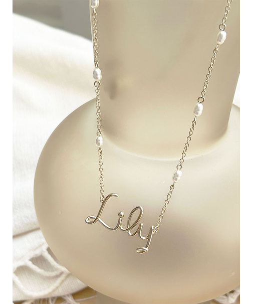 Lilyモチーフネックレス