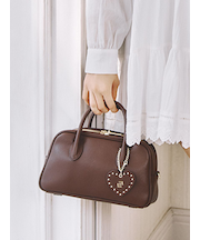 ハートチャーム付きボストンバッグ