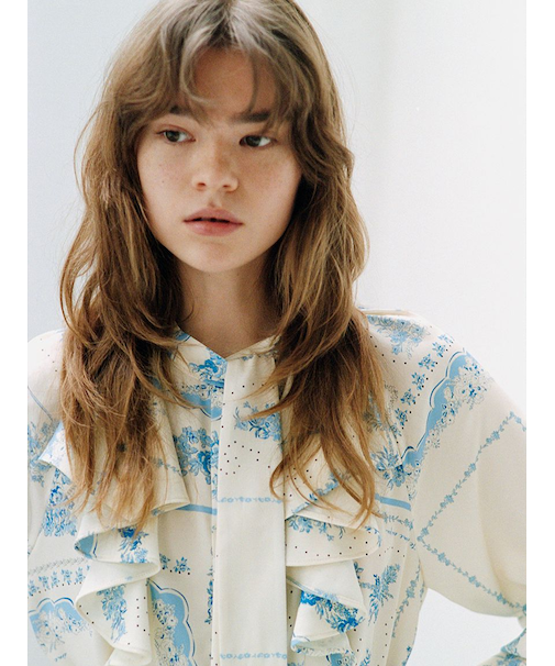 スカーフプリントボウタイブラウス