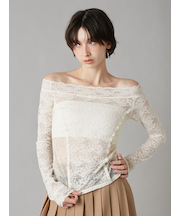 オフショルダーレーストップス