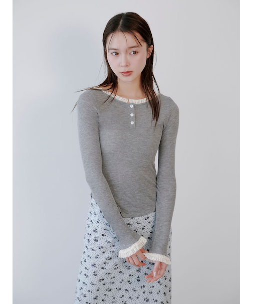 バックオープンヘンリーネックカットトップス