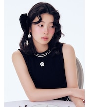 【LILY BROWN×MARY QUANT】デイジー刺繍ケーブルノースリニット