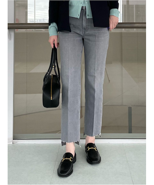 裾段差テーパードデニムパンツ