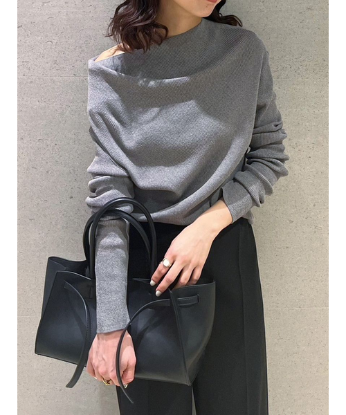 ギャザーデザインオフショルリブニット【ウォッシャブル】｜ミラ